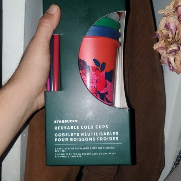 Starbucks Reuseable cups - Picture 1 of 1